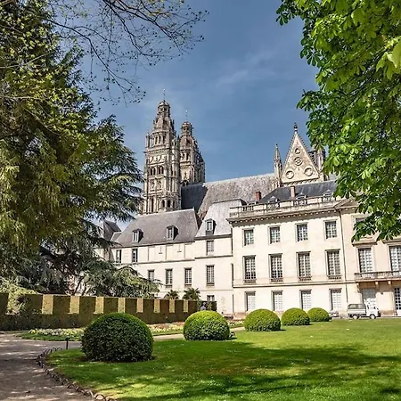 Le Nemesia - Proche Gare De Apartment
